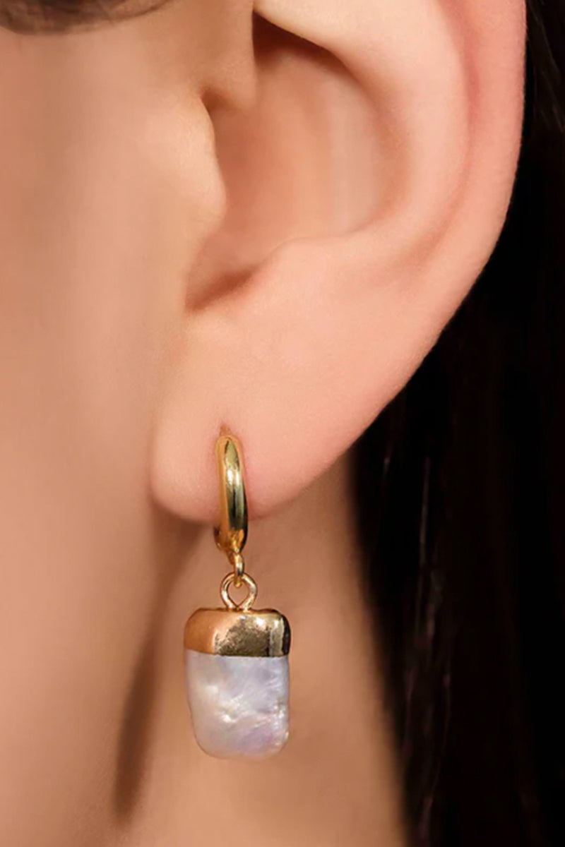 The Hielo Huggie Earrings