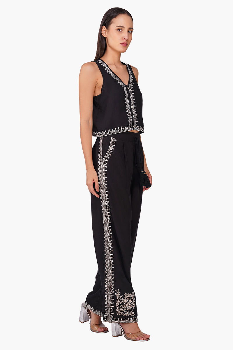 Set of 6 Monochrome Muse Embroidered Top (S, M & L)