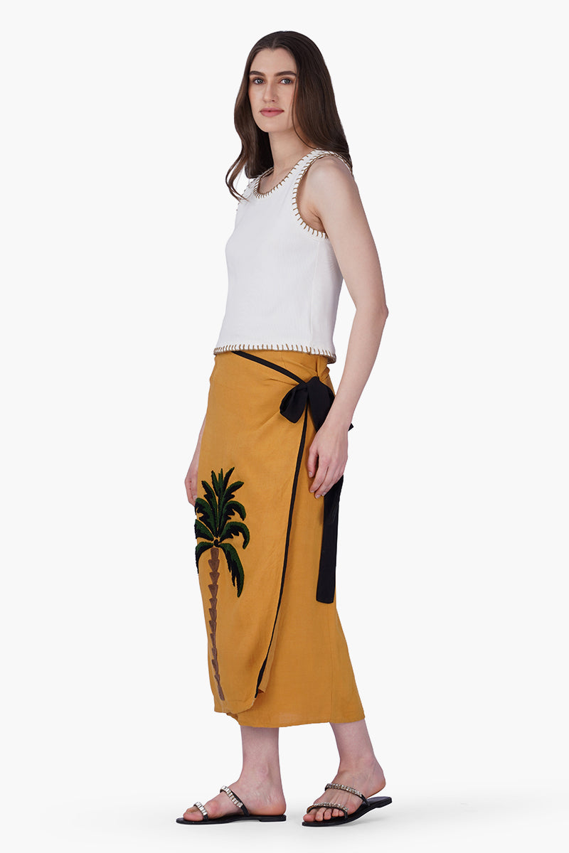 Set of 6 White Essential  Sleeveless Top (S, M & L)